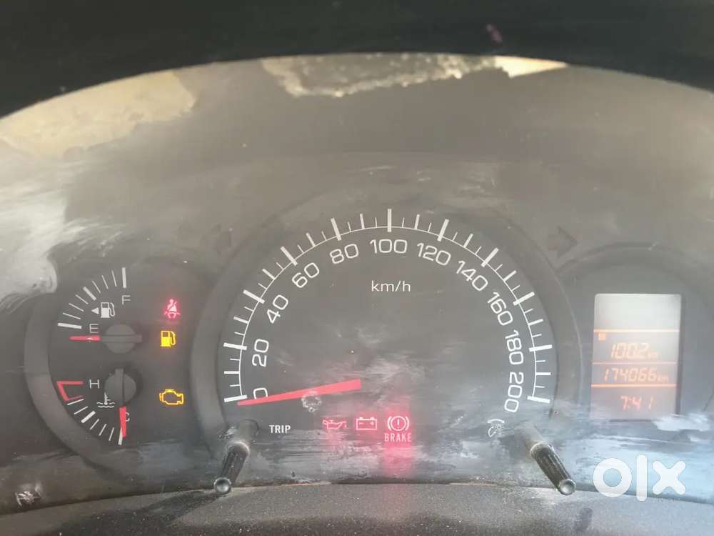 Maruti Suzuki Dzire 2013