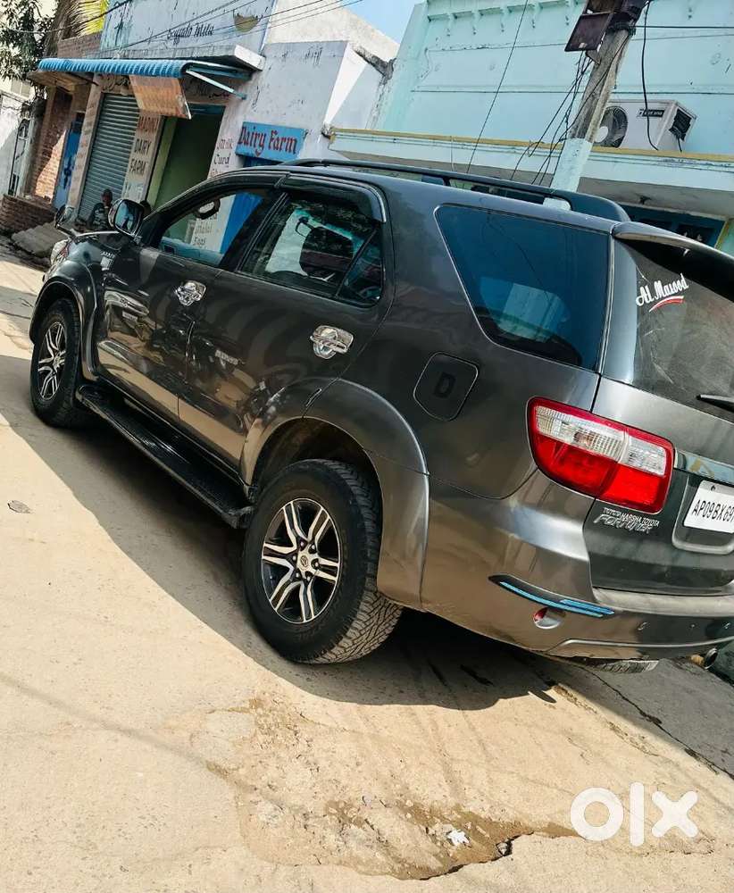 Toyota Fortuner 2010 4x4