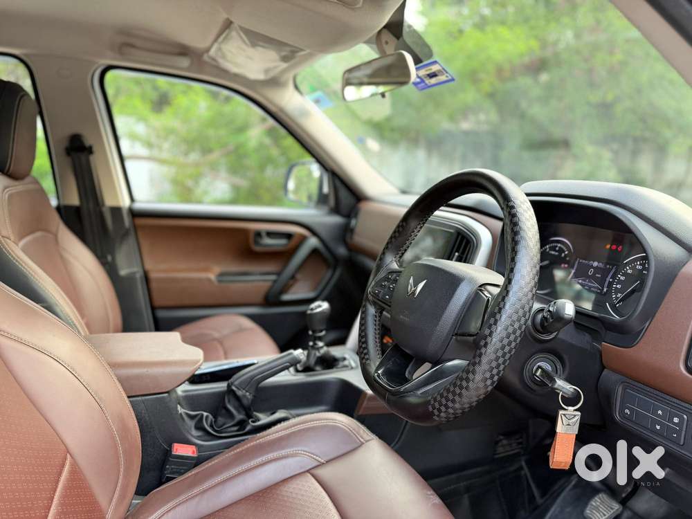 Mahindra Scorpio N Z2 Petrol Mt 6 Str, 2024, Petrol