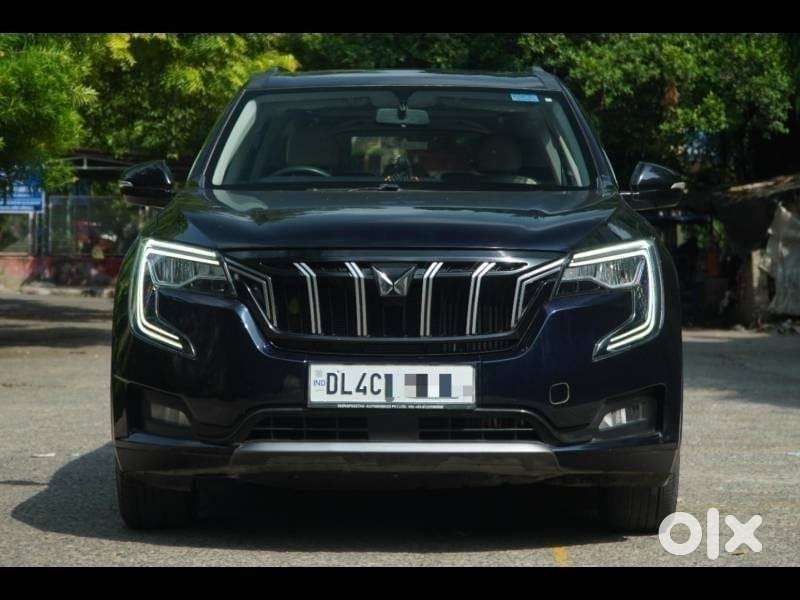 Mahindra Xuv700 2.0 Ax 5 Petrol Mt 7 Str, 2024, Petrol