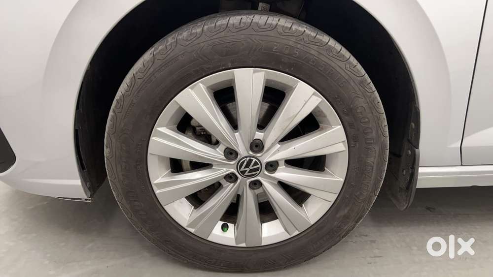 Volkswagen Virtus Highline Plus 1.0 Tsi At, 2023, Petrol