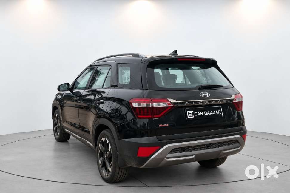 Hyundai Alcazar Platinum, 2023, Petrol