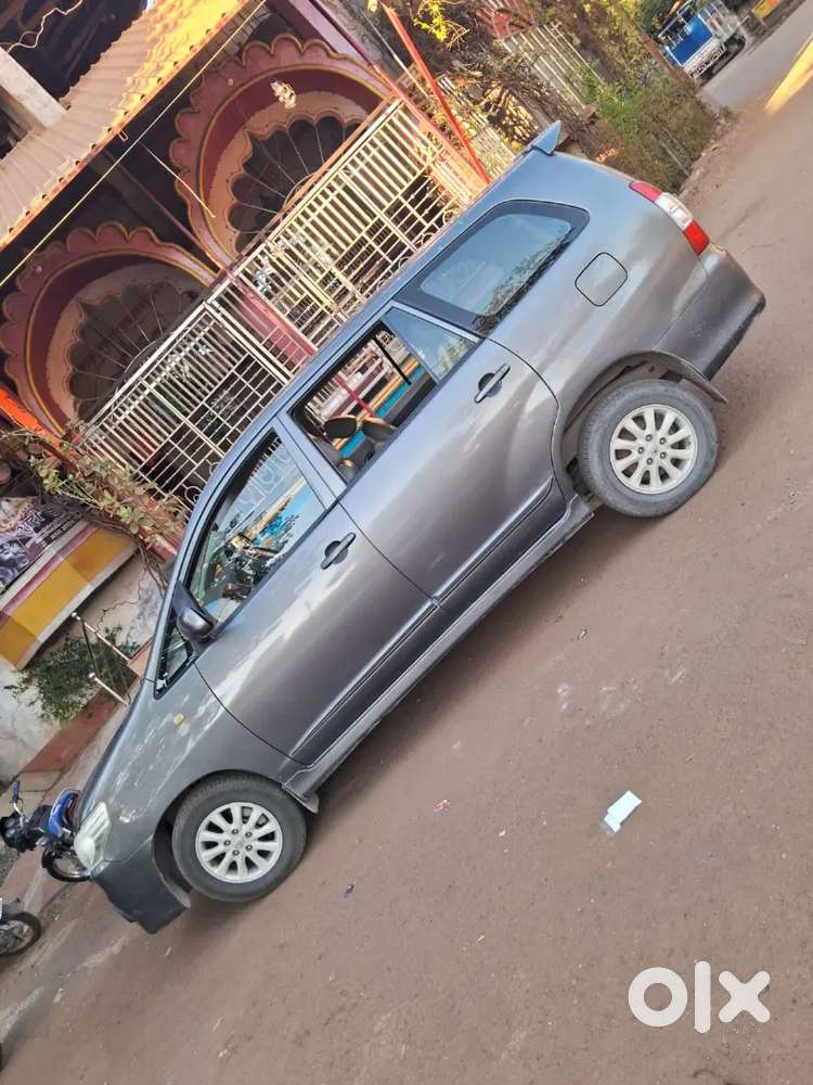 Toyota Innova 2014 Diesel 195000 Km Driven