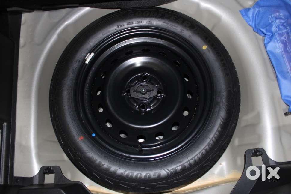 Toyota Urban Cruiser Taisor V 1.0 Petrol Mt, 2024, Petrol