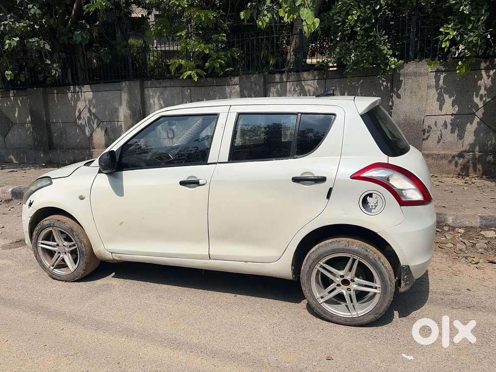 Maruti Suzuki Swift Petrol 2015