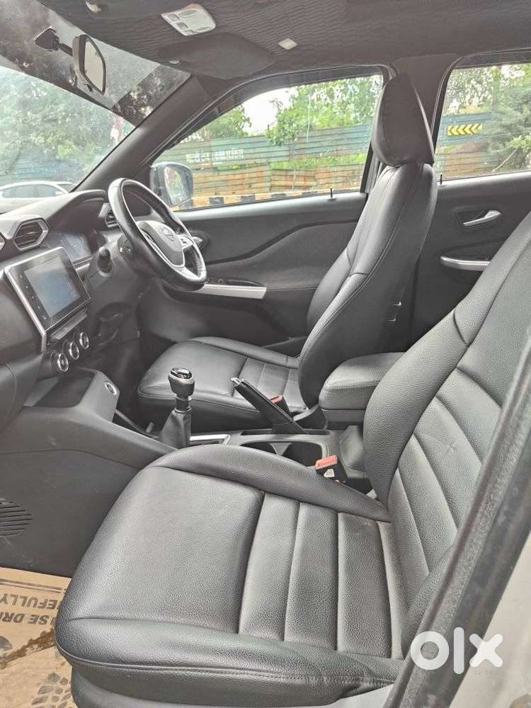 Nissan Magnite 1.0 Xv Executive, 2021, Petrol