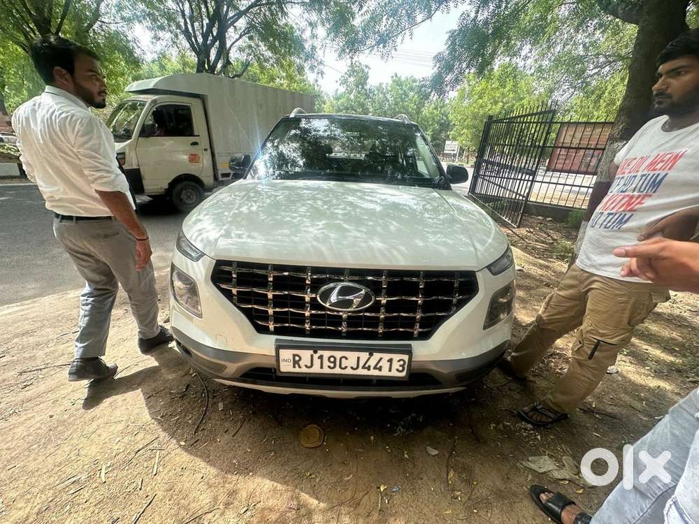 Hyundai Venue Petrol 2019