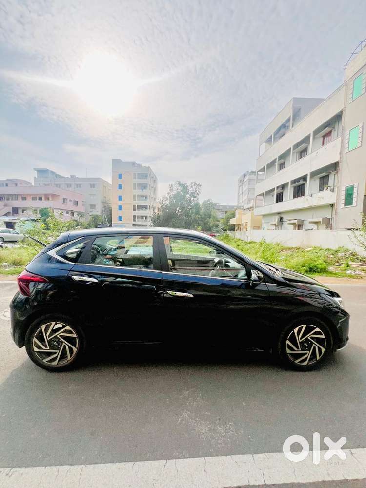 Hyundai I20 Asta (o) 1.2 Mt, 2024, Petrol