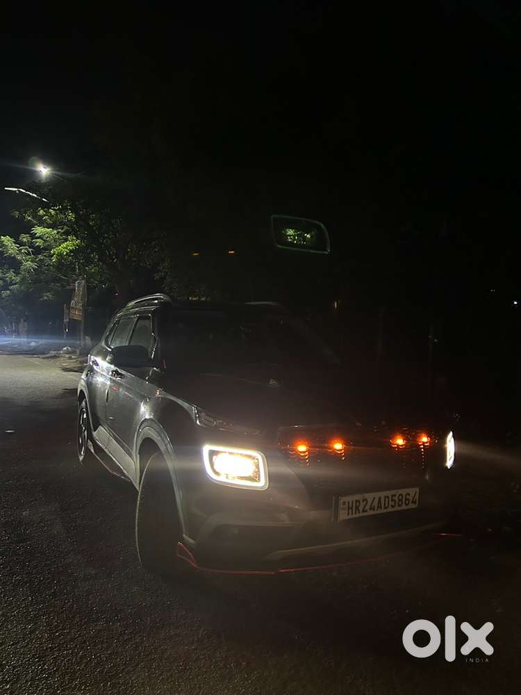 Hyundai Venue Petrol 2021
