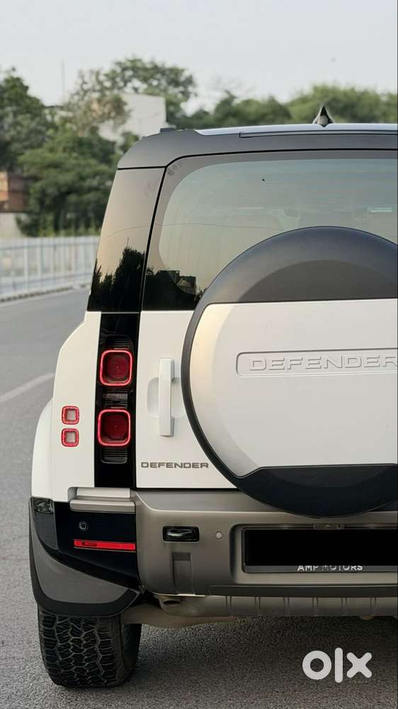 Land Rover Defender 2.0 110 X-dynamic Hse, 2024, Petrol