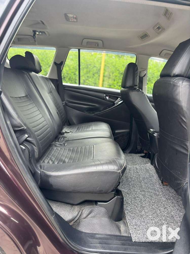 Toyota Innova Crysta 2.8 Gx At, 2017, Diesel