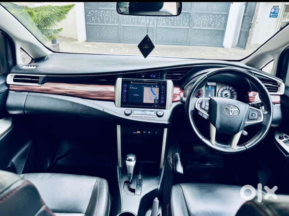 Toyota Innova Crysta 2.8 Touring Sport Diesel At, 2017, Diesel