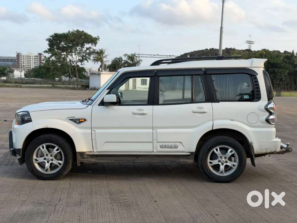 Mahindra Scorpio S10 At 2wd, 2016, Diesel