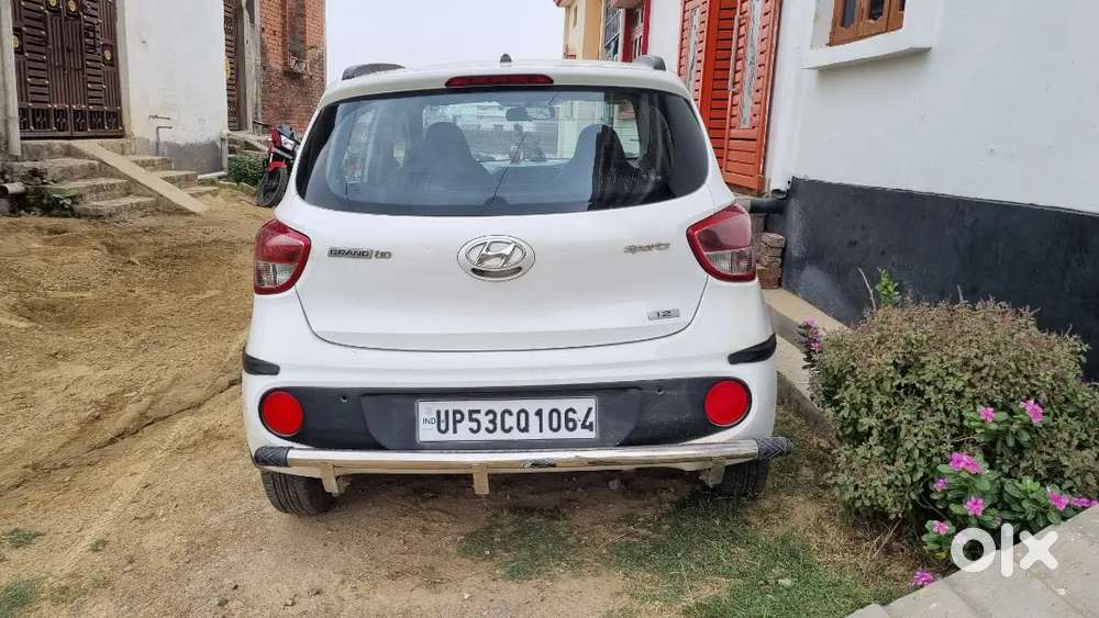 Hyundai Grand I10 2017 Petrol 65000 Km Driven