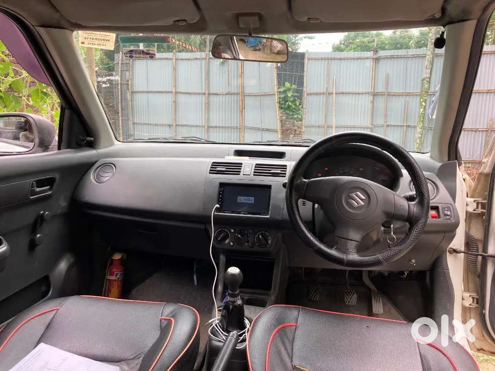 Maruti Suzuki Swift Dzire 2015