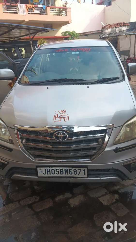 Toyota Innova 2016 Diesel 92000 Km Driven