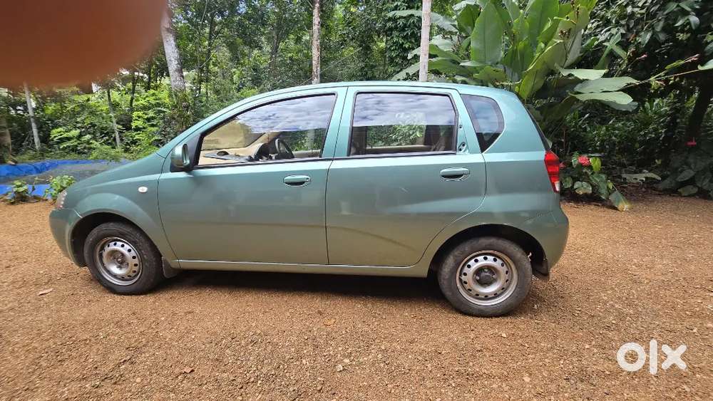 Chevrolet Aveo Petrol Manual 2010 Year