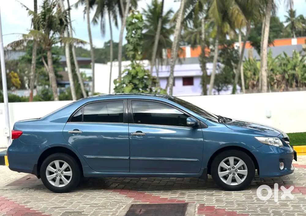 Toyota Corolla Altis 2011 Diesel Well Maintained