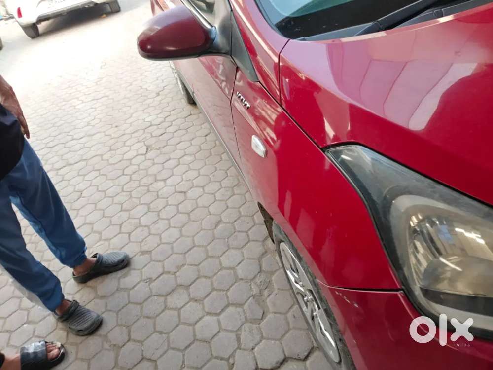 Hyundai Xcent 2016 Petrol  93k Km  Manual  Excellent Condition