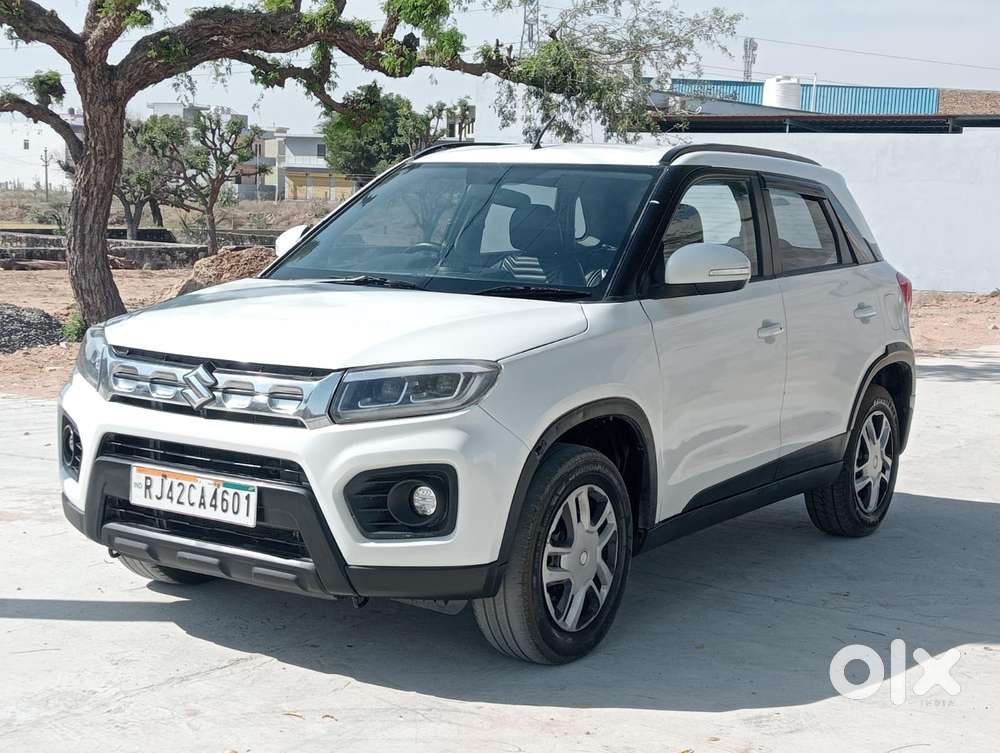 Maruti Suzuki Brezza Vxi At, 2020, Petrol