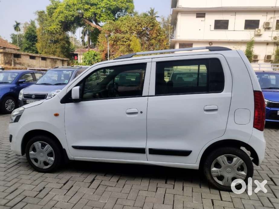 Maruti Suzuki Wagon R Vxi Amt Opt, 2017, Petrol