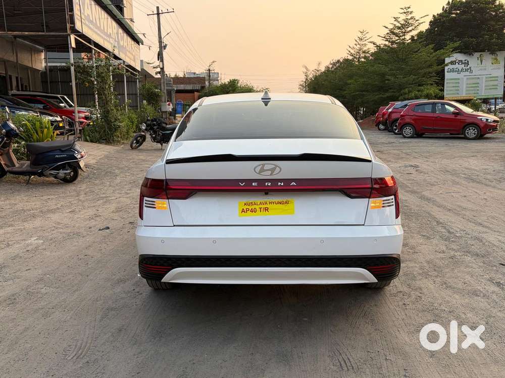 Hyundai Verna 1.5 Ex Vtvt, 2023, Petrol