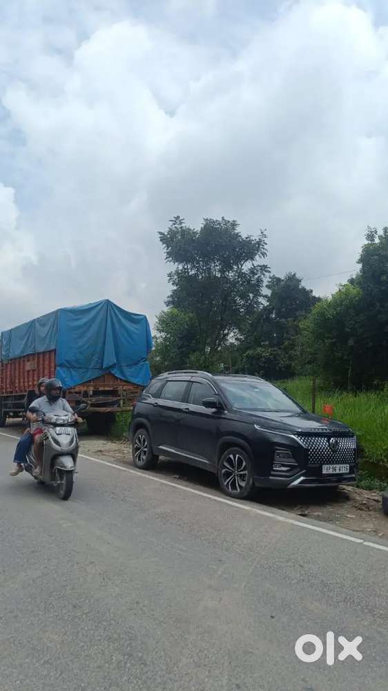 Mg Hector Plus 2023 Variant