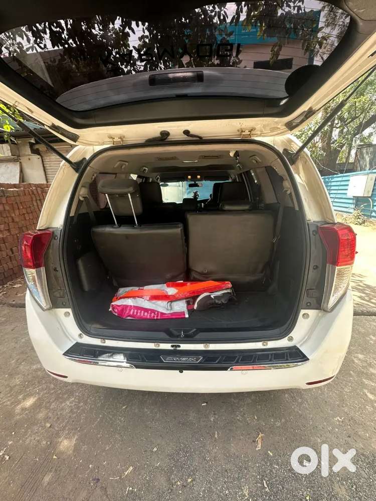 Toyota Innova Crysta