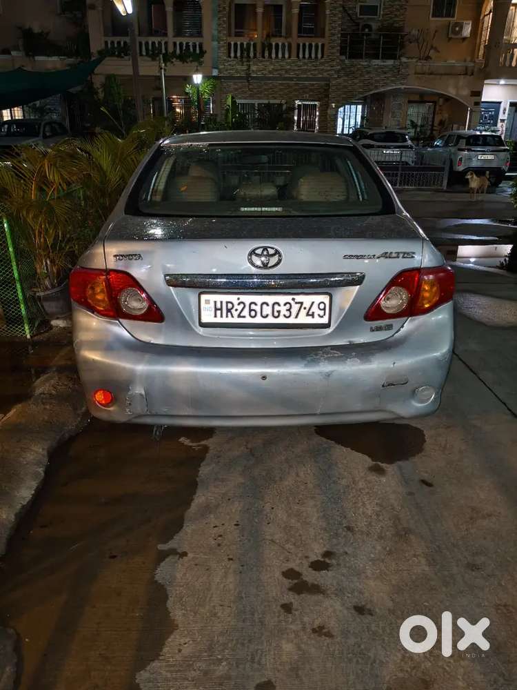 Toyota Corolla Altis 1.8 G  Well Maintained  Powerful Sedan.