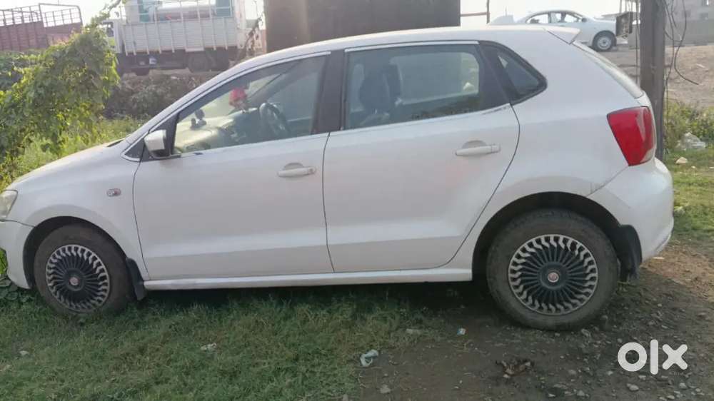 Volkswagen Polo 2010 Petrol 890000 Km Driven