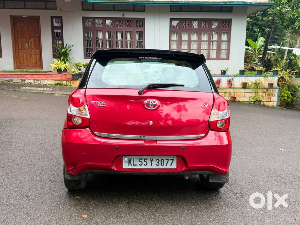 Toyota Etios Liva Dual Tone Petrol 2018 – Excellent Condition