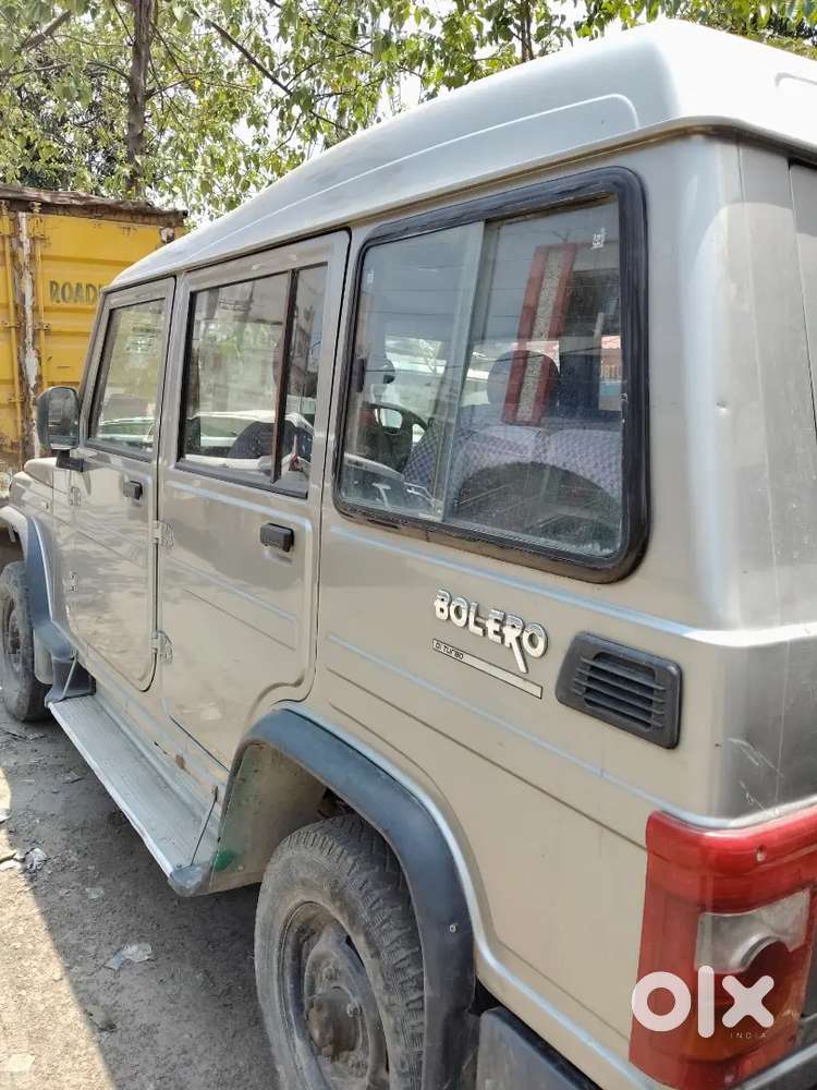 Mahindra Bolero Lx 2013