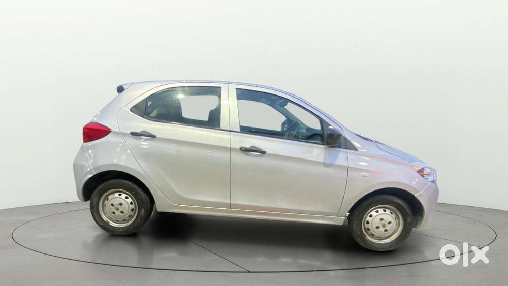 Tata Tiago 1.2 Revotron Xm, 2017, Petrol
