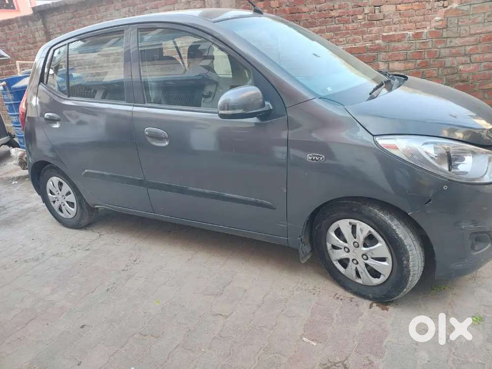 Hyundai I10 2011 मैन्युअल Petrol
