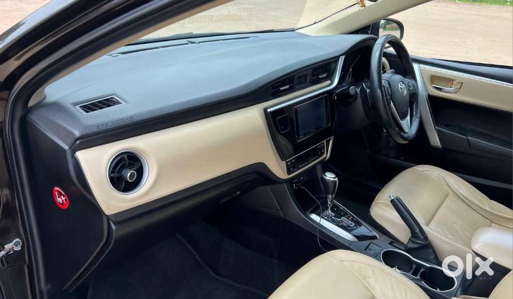Toyota Corolla Altis 1.8 Vl, 2017, Petrol