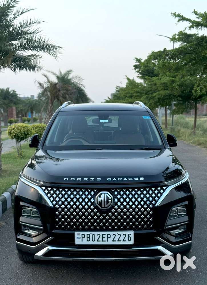 Mg Hector Plus, 2023, Petrol