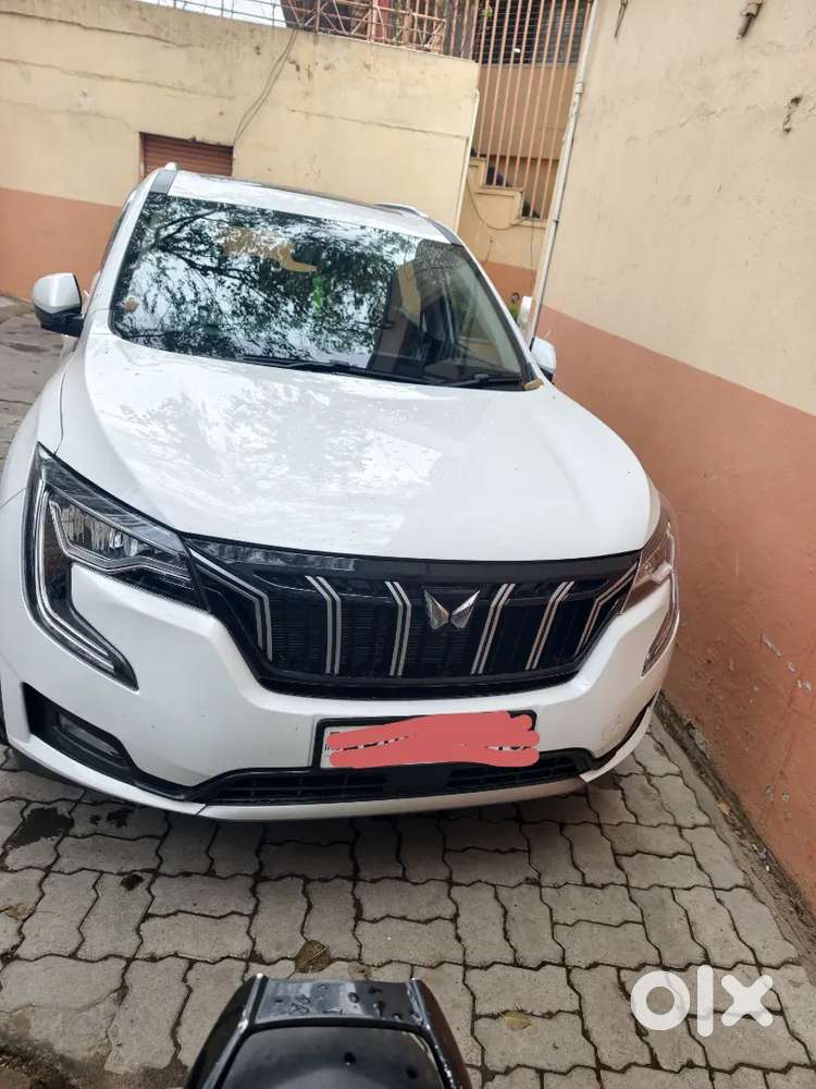 Mahindra Xuv700 2022 Diesel Well Maintained