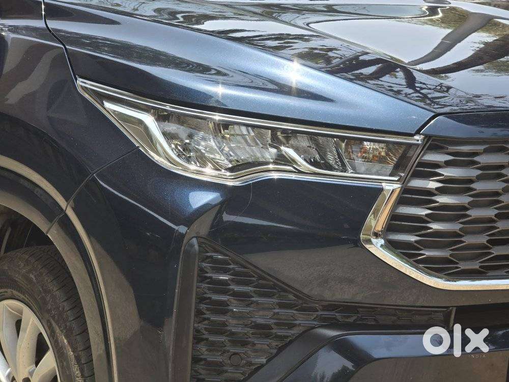 Toyota Innova Hycross 2.0 Vx Hybrid 7 Str, 2023, Petrol