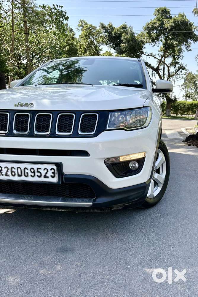 Jeep Compass 2.0 Longitude Option, 2017, Petrol
