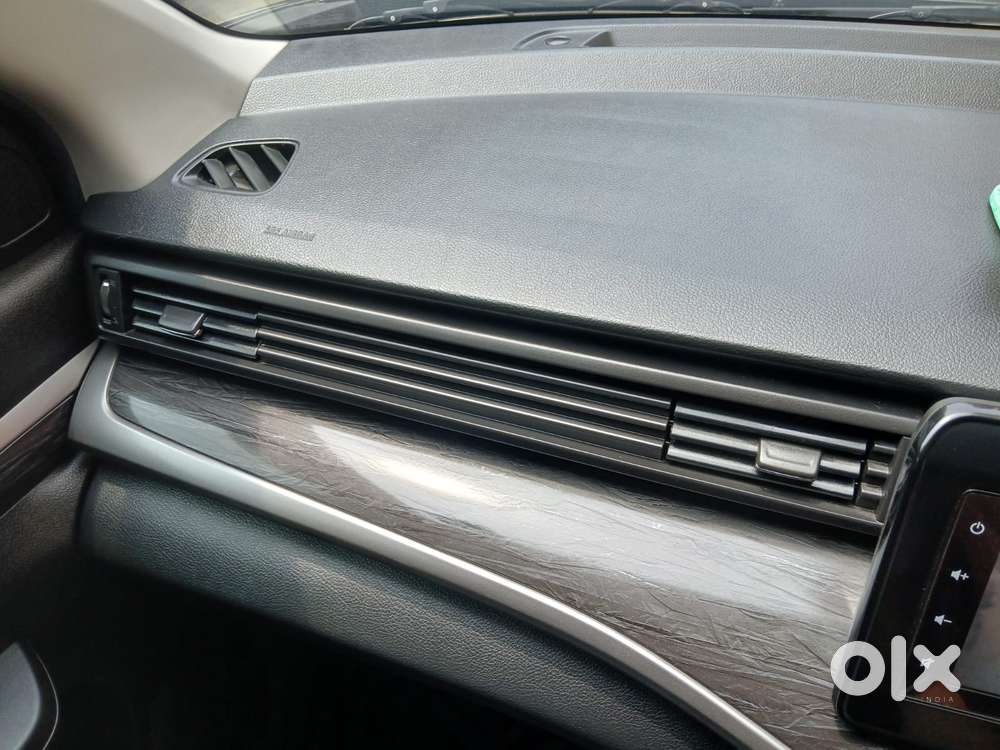 Maruti Suzuki Xl6 1.5 Alpha Mt, 2025, Petrol