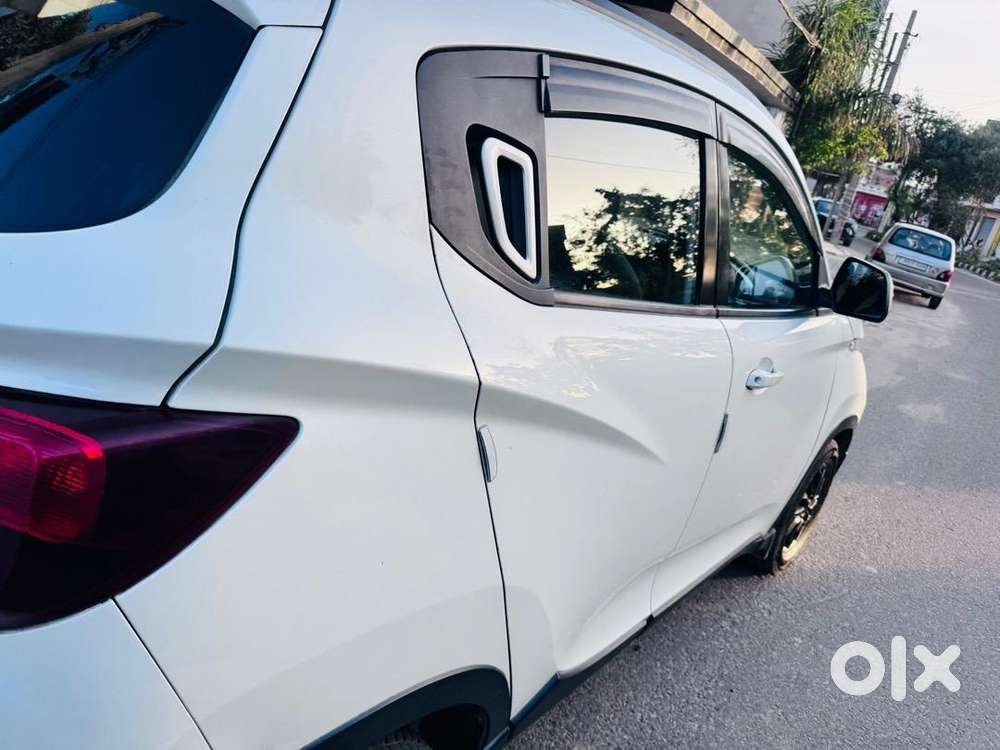 Mahindra Kuv 100 2016 Diesel Well Maintained