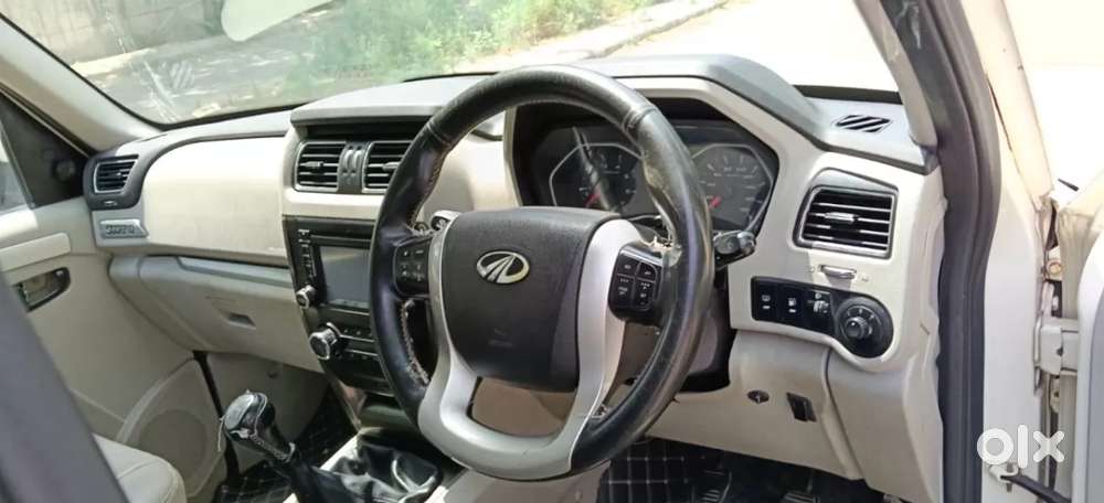 Mahindra Scorpio S10, 2017, Diesel