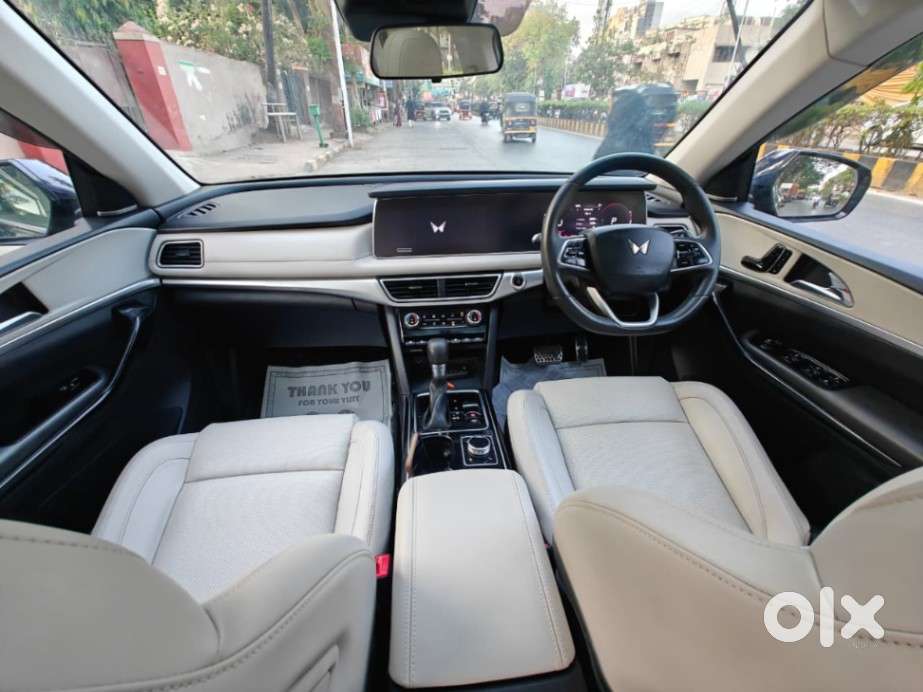 Mahindra Xuv700 2.2 Ax 7 Diesel At Luxury Pack Str, 2022, Diesel