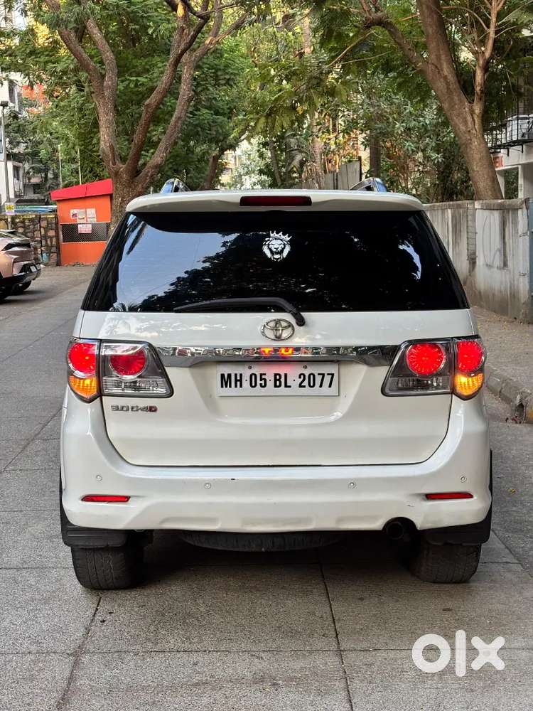Toyota Fortuner 2012 4x2 Manual