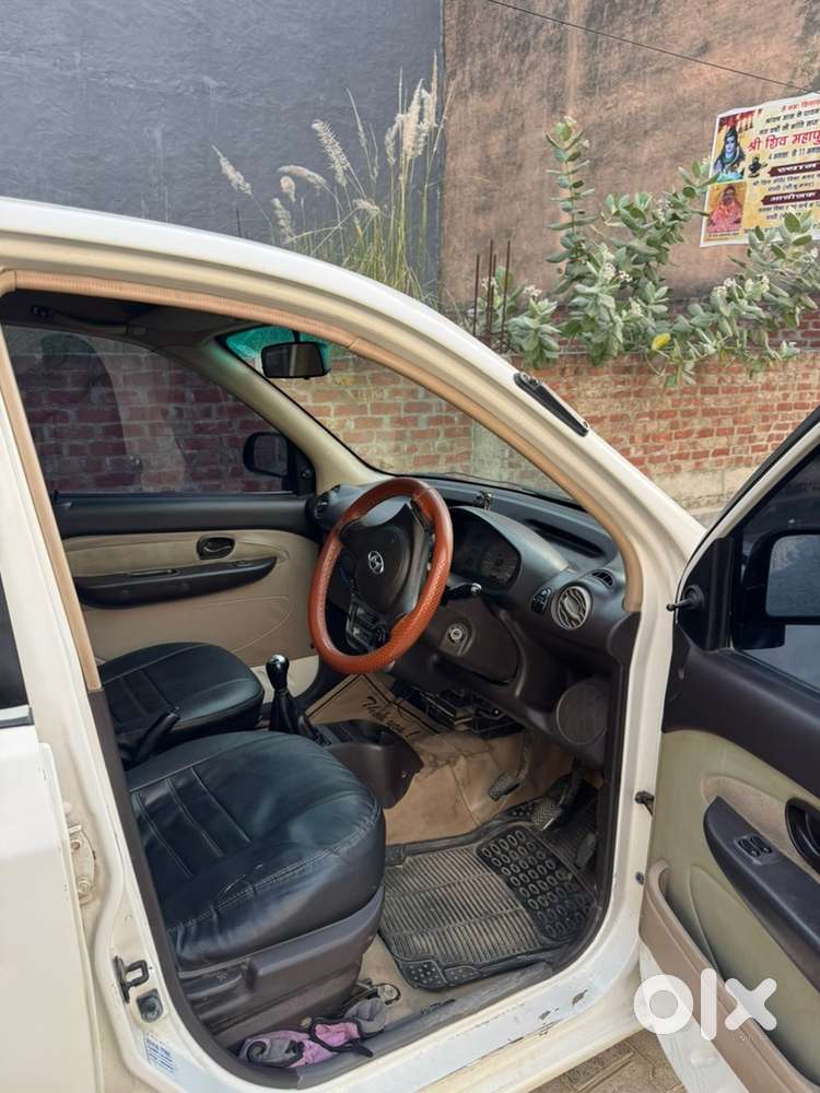 Hyundai Santro Xing 2013