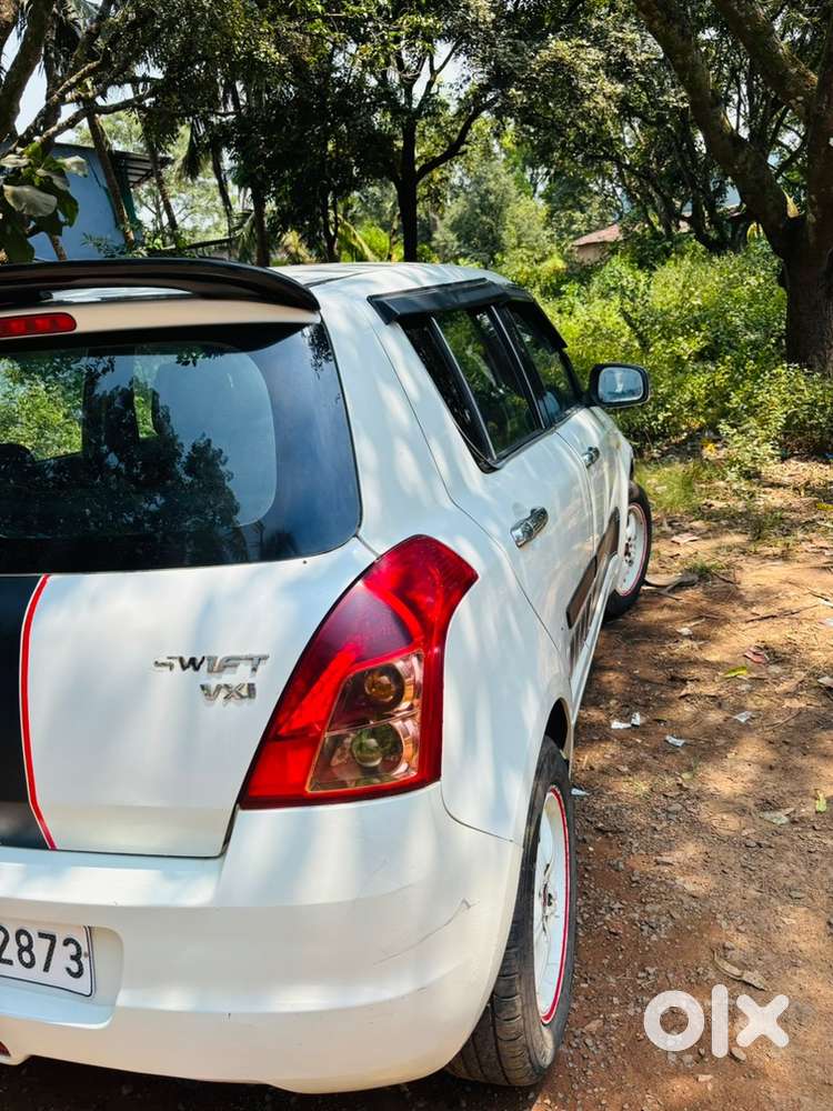 2011 Maruti Suzuki Swift Petrol 120000 Km Driven