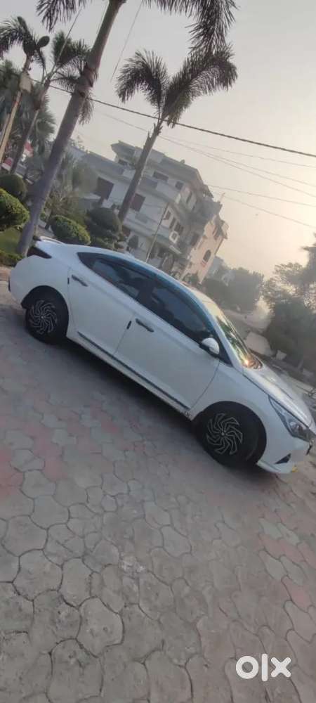 Hyundai Verna 2019 Cng & Hybrids 64000 Km Driven