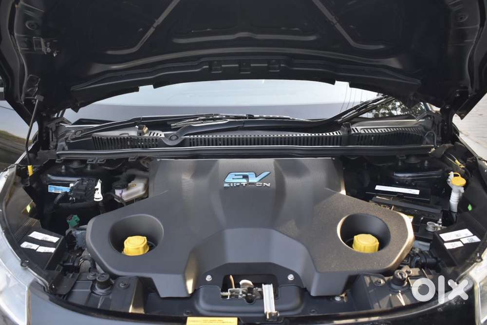 Tata Nexon Ev Xz Plus Lux Dark Edition, 2023, Electric