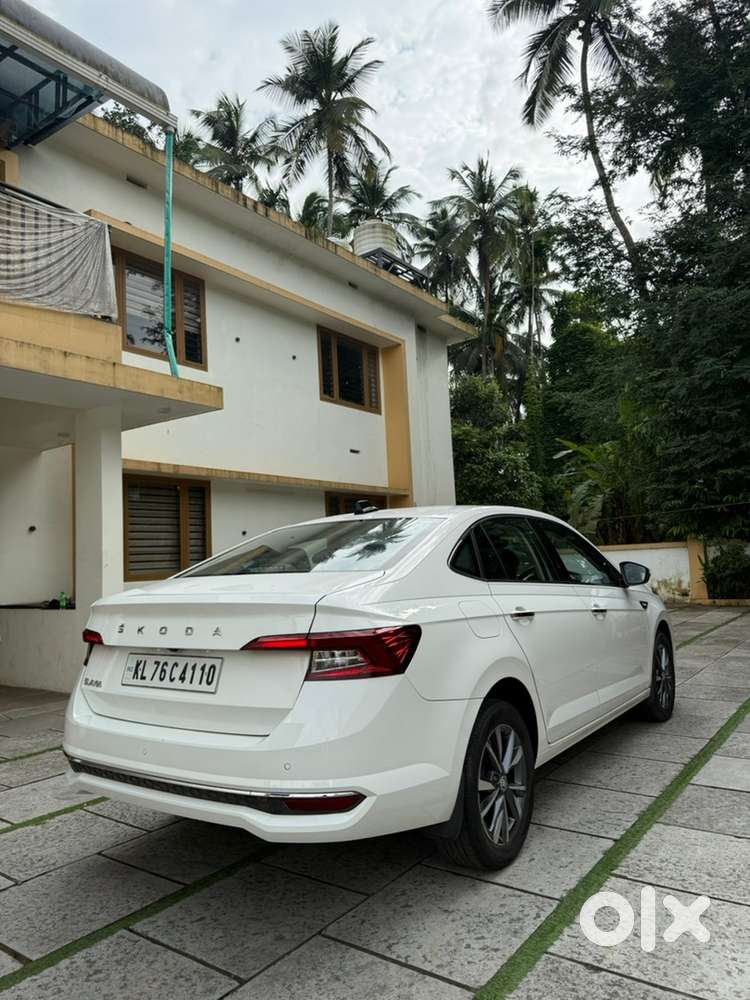 Skoda Slavia Petrol Automatic 2022