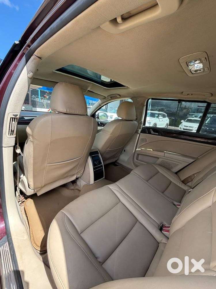 Skoda Superb Petrol Ambition, 2011, Petrol